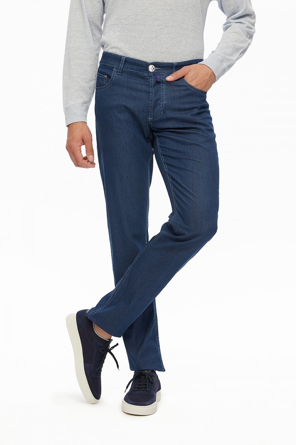 Jean
