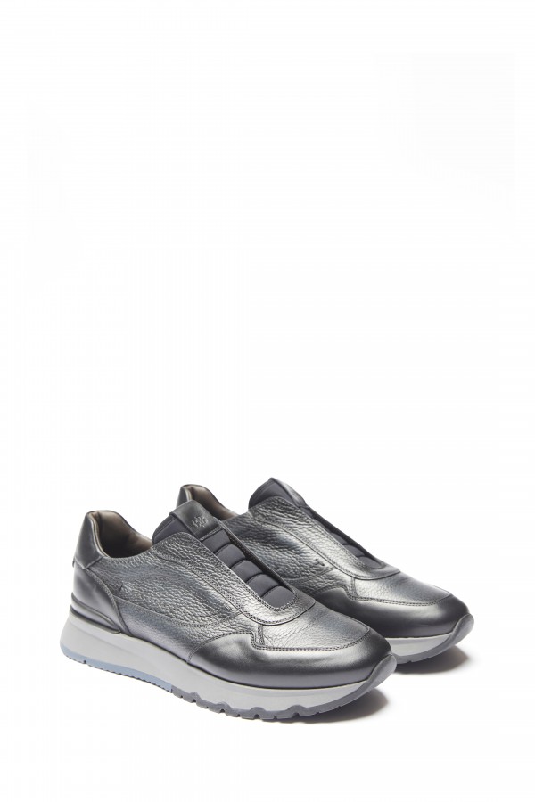 Sneakers Sneakers