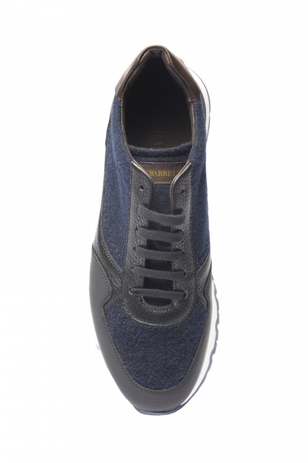 Sneakers Sneakers