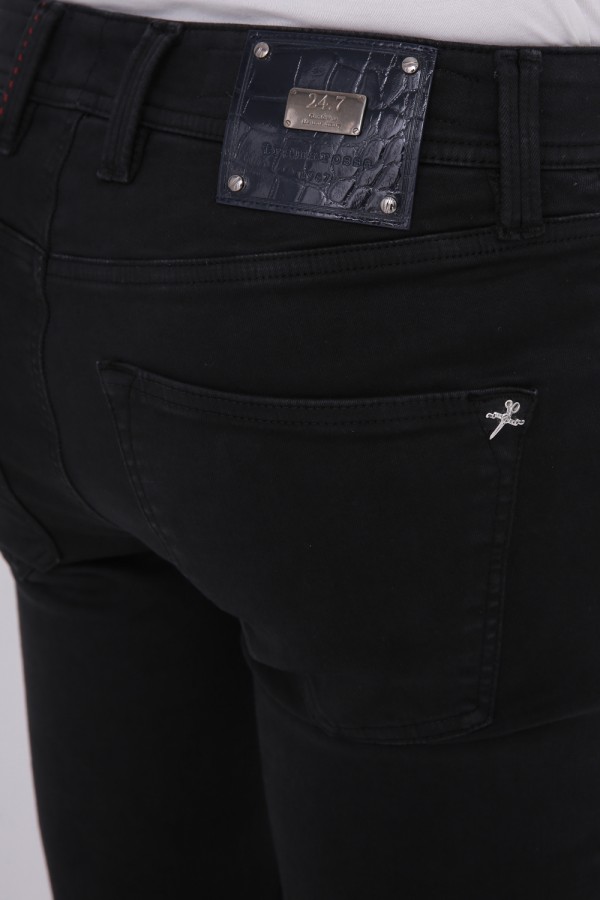 Power Strech Slim Fit Jean Model