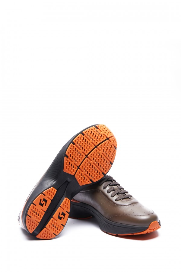 Sneakers Sneakers