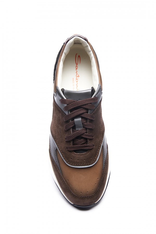 Sneakers Sneakers