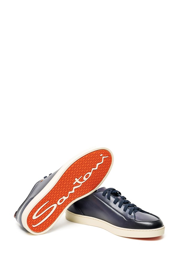 Sneakers Sneakers
