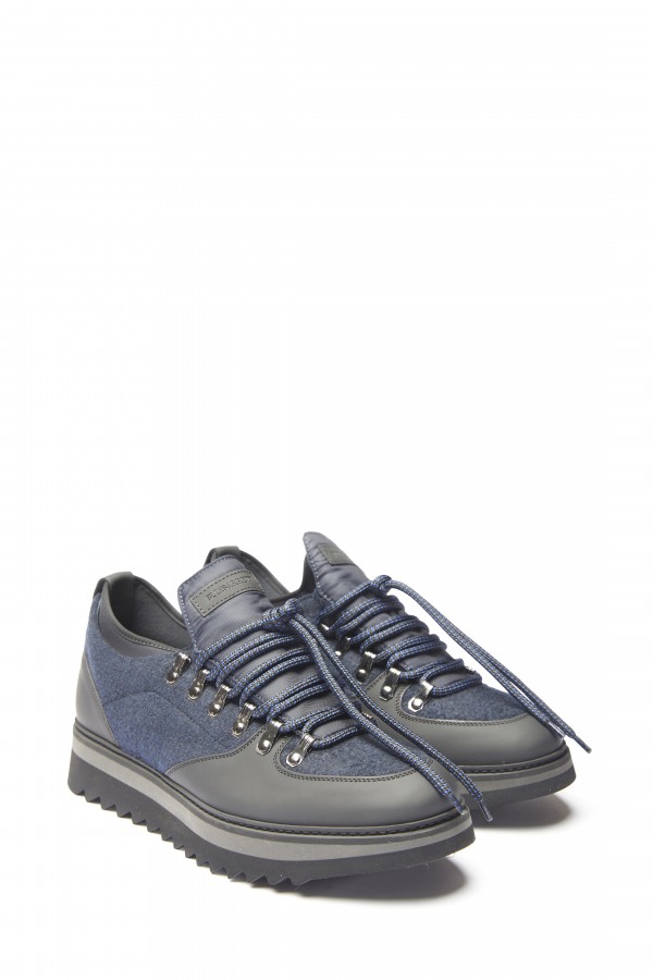 Sneakers Sneakers