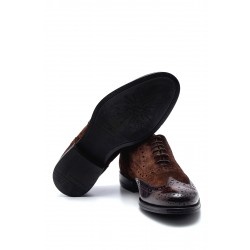 Kahverengi Deri Ve Kahverengi Nubuk Deri Klasik Ayakkabı