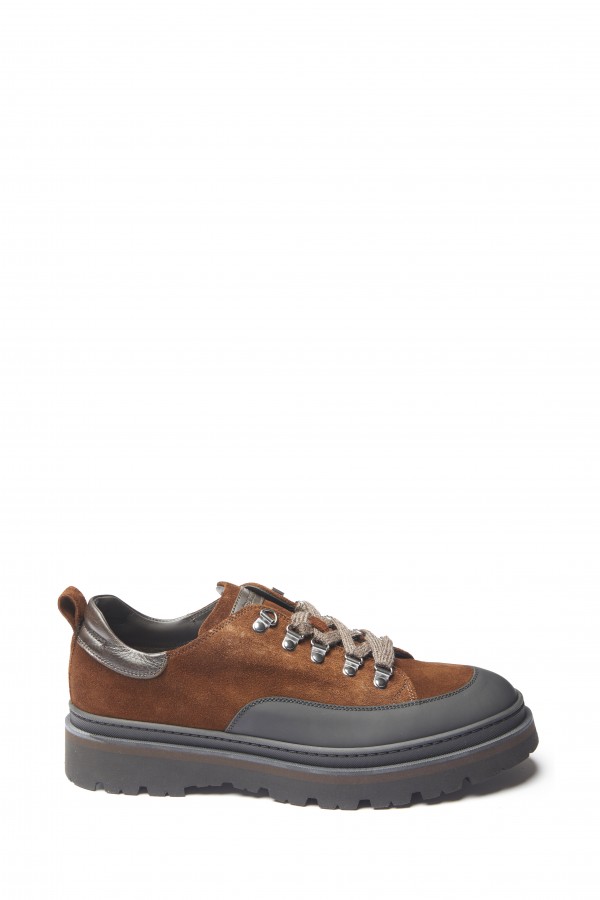 Sneakers Sneakers