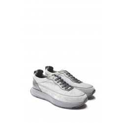 Sneakers Sneakers