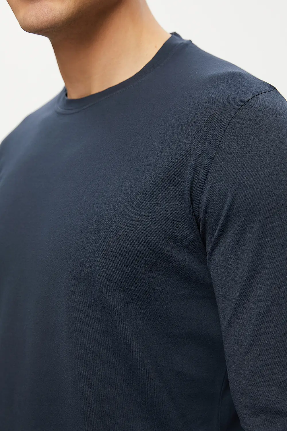 Sweatshirt 4