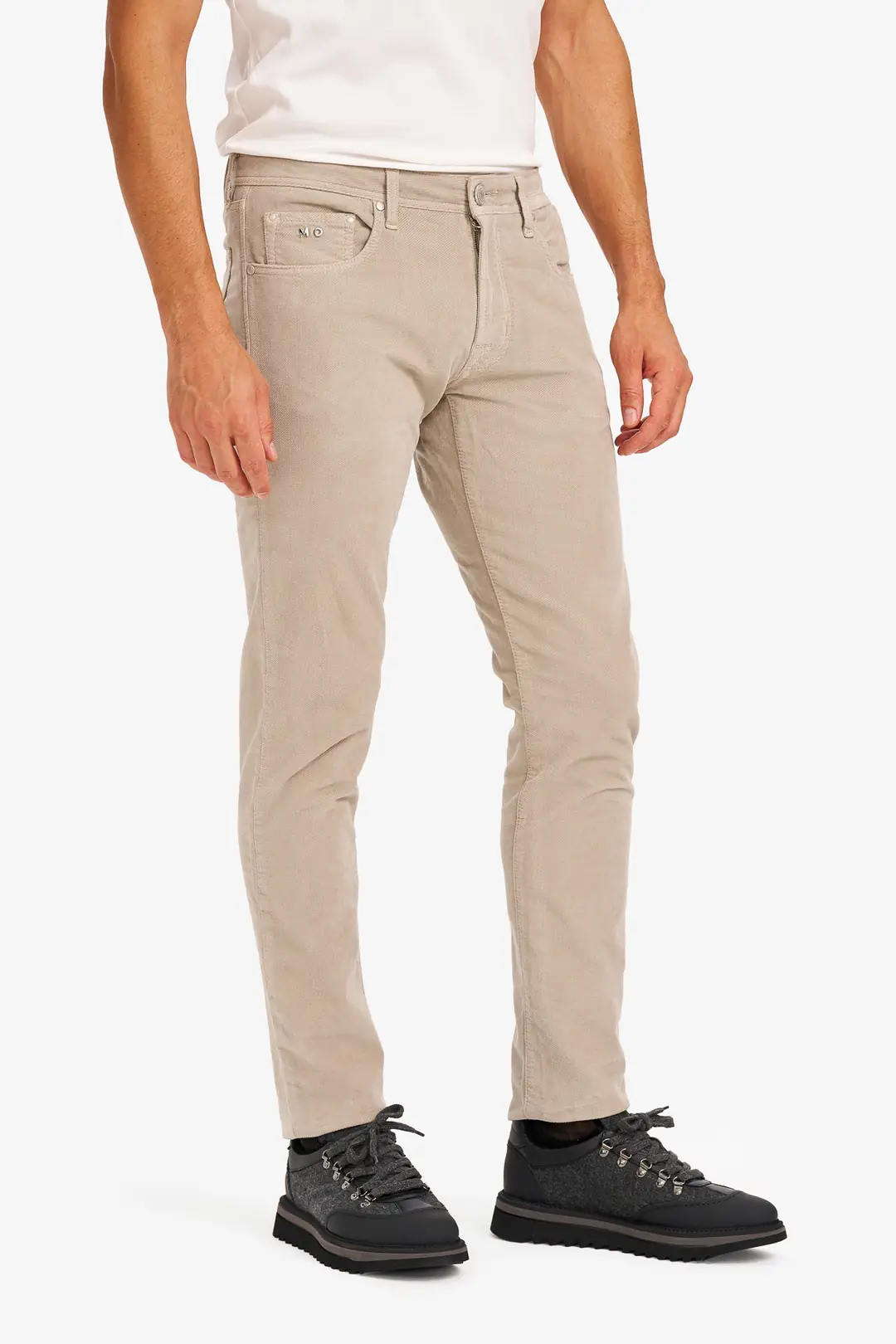 JEAN 3