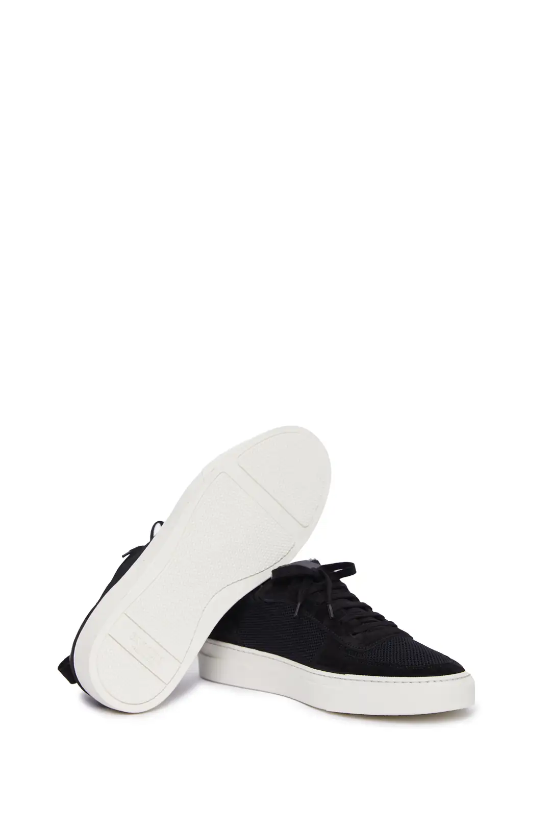 Sneakers 3
