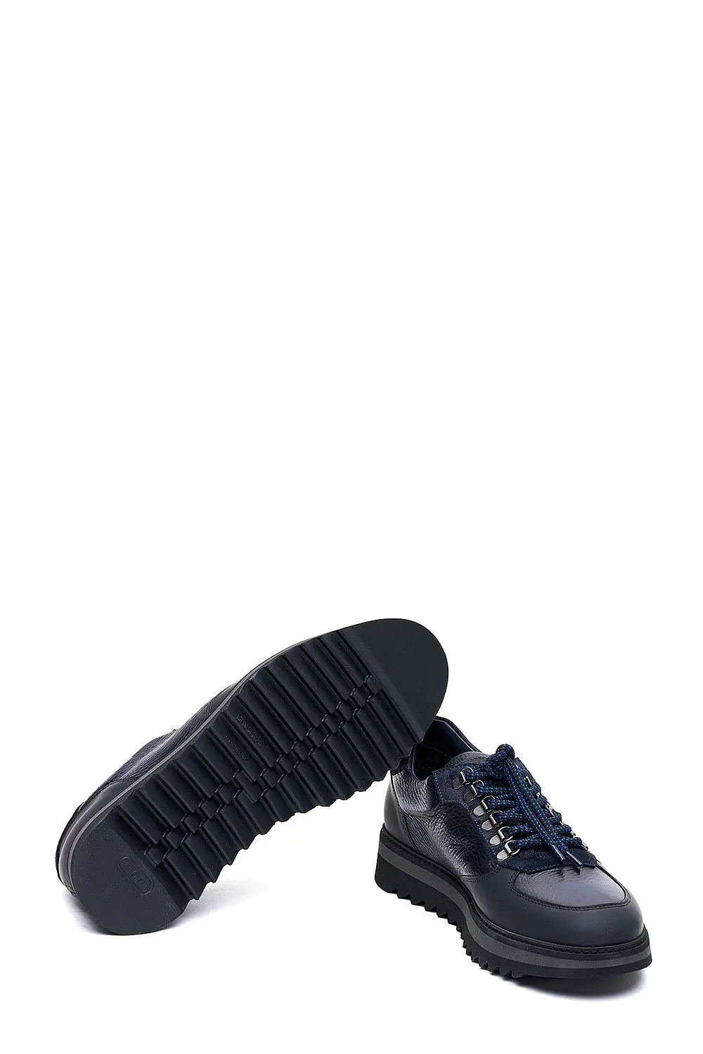 Sneakers 3