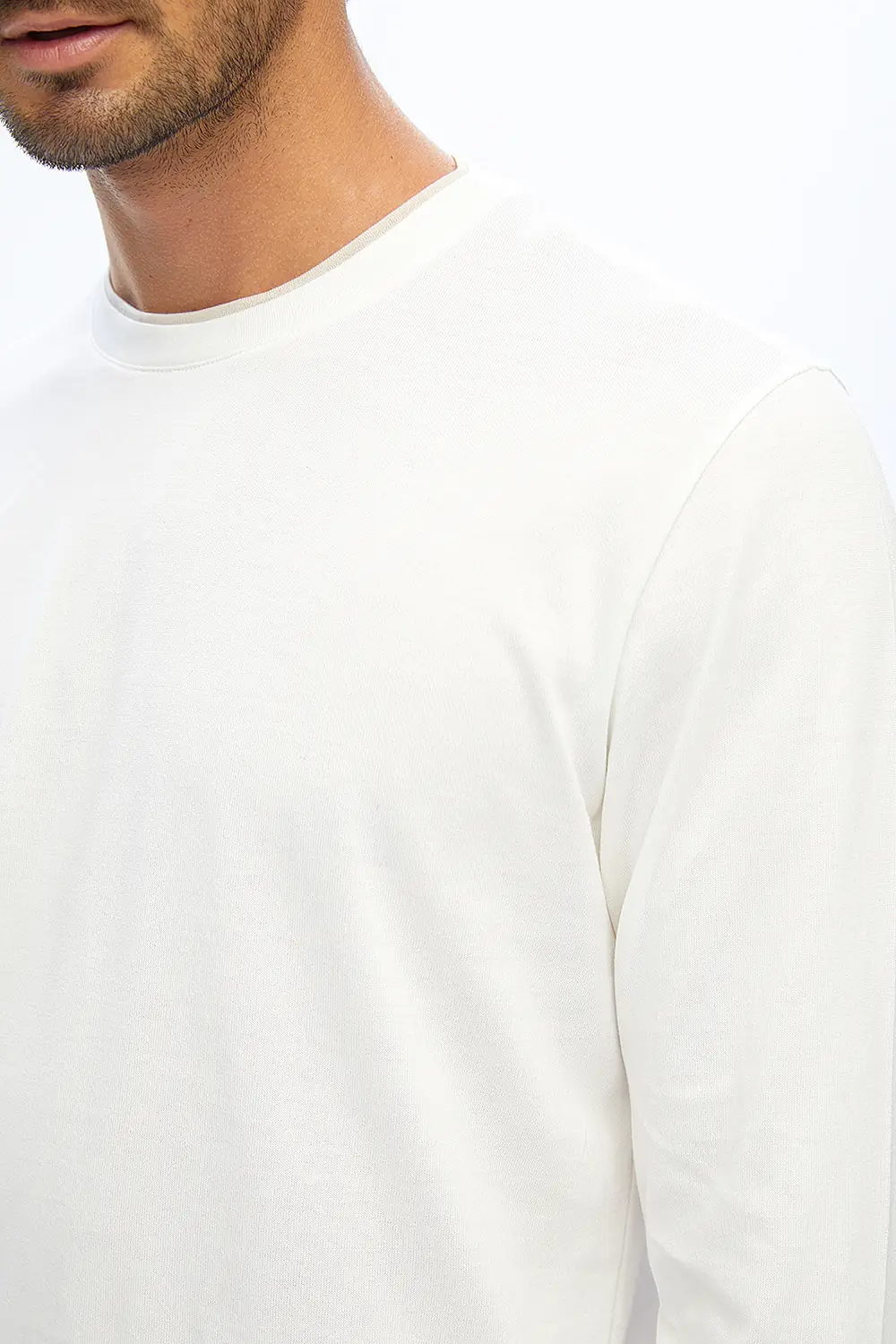 Sweatshirt 4