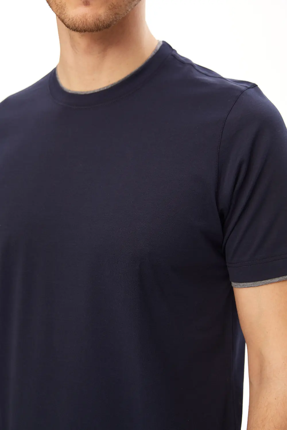 T-Shirt 4