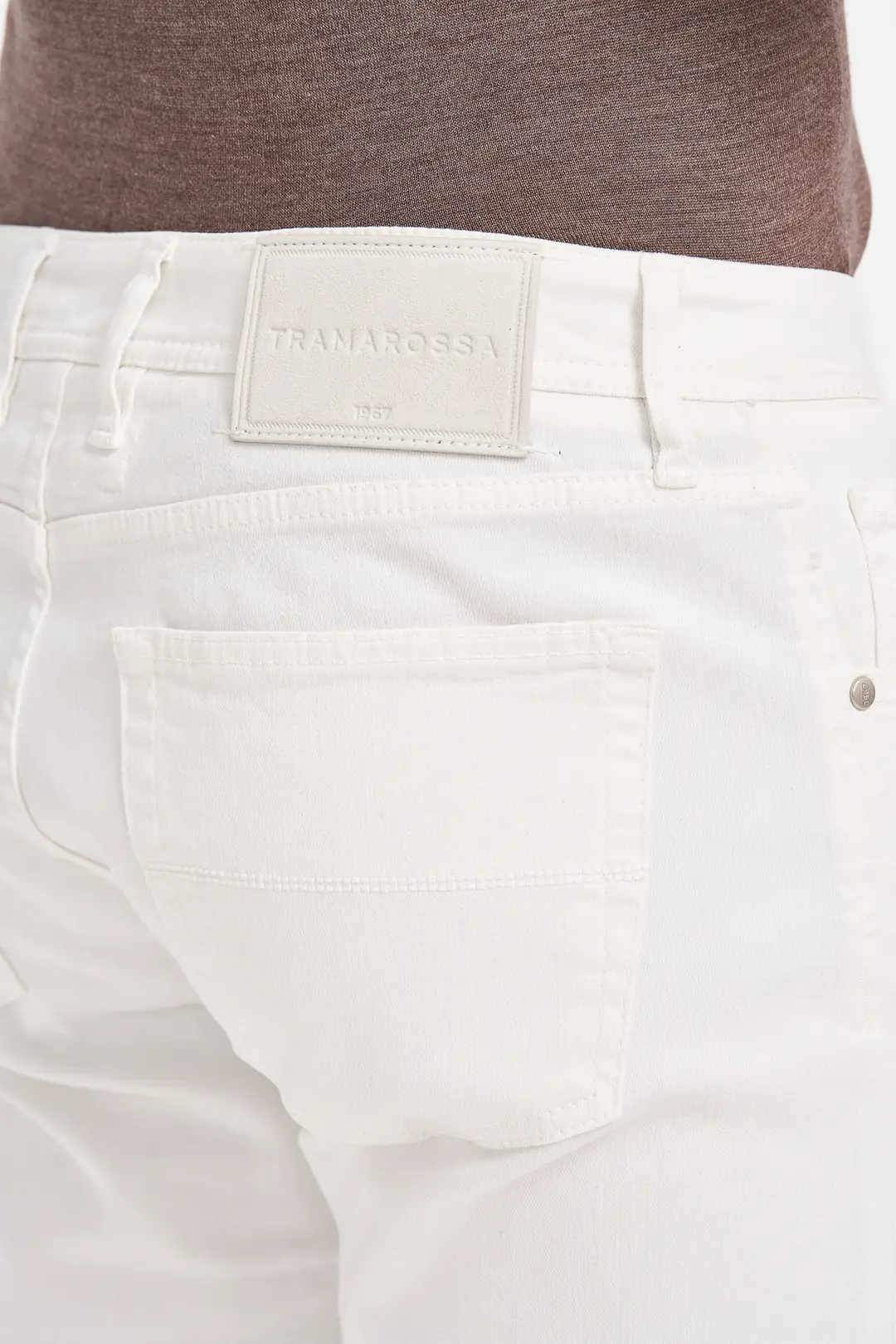 JEAN 4