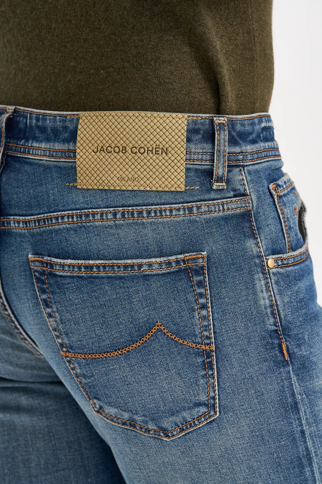 JEAN 4